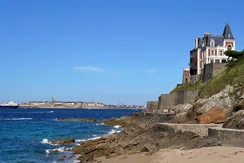 UYGUYUY
