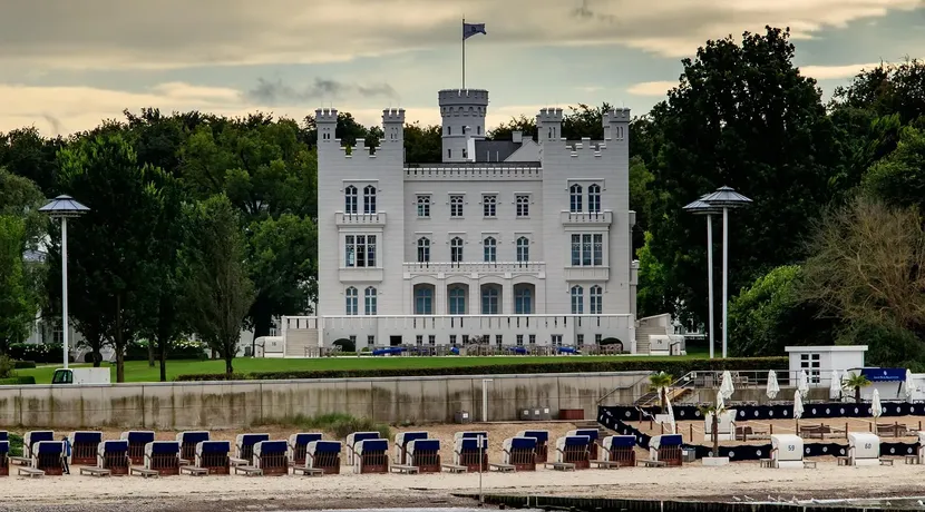 bysdtuybiuo