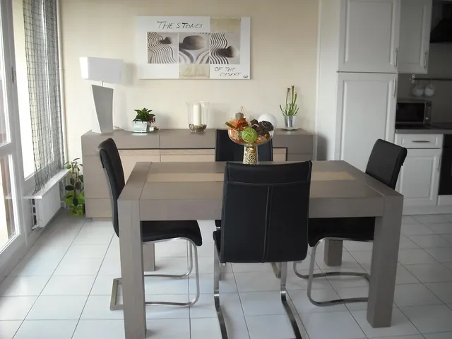 EXCELLENT 1 BHK FOR RENT AT BADR AL QURUM COMPLEX IN QURUM