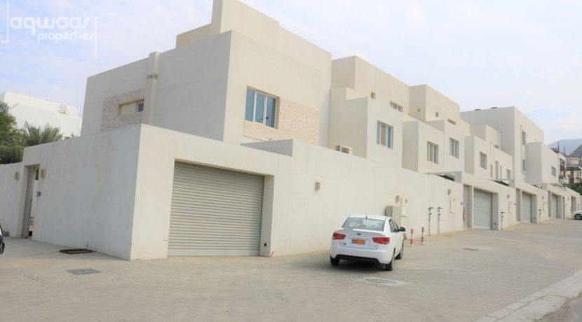 REAL ESTATE COMPANIES IN OMAN