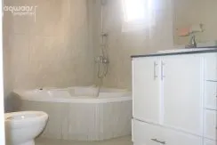 uygioug